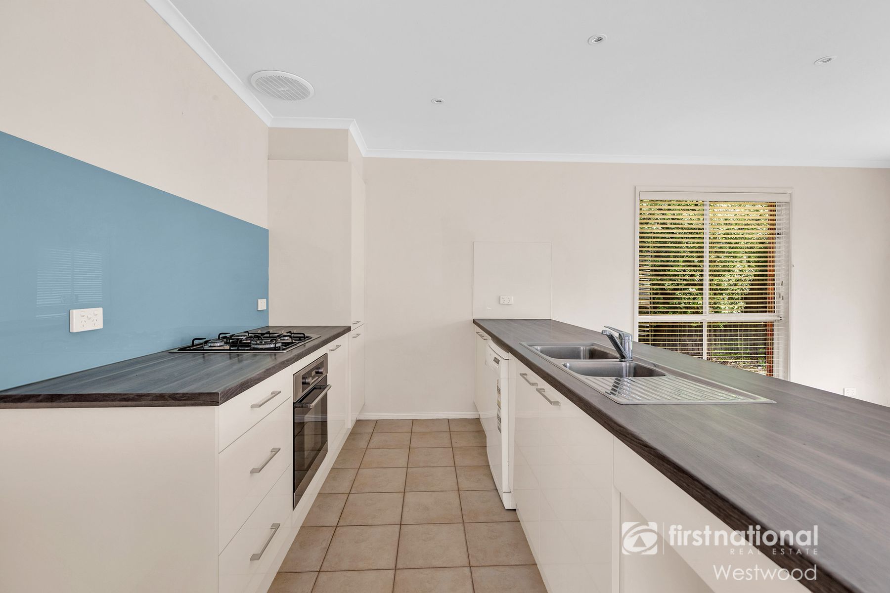 27 Minstrel Close, Wyndham Vale VIC 3024, Wyndham Vale - Thumbnail 2