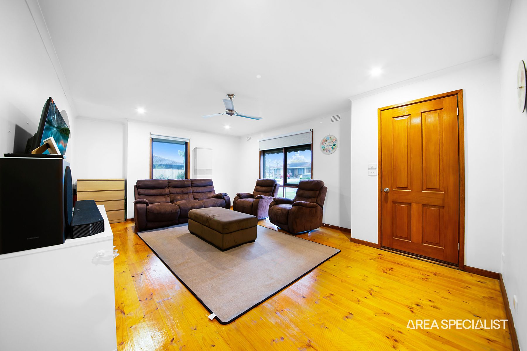 8 Atkins Road, Pakenham, VIC 3810, Pakenham - Thumbnail 4