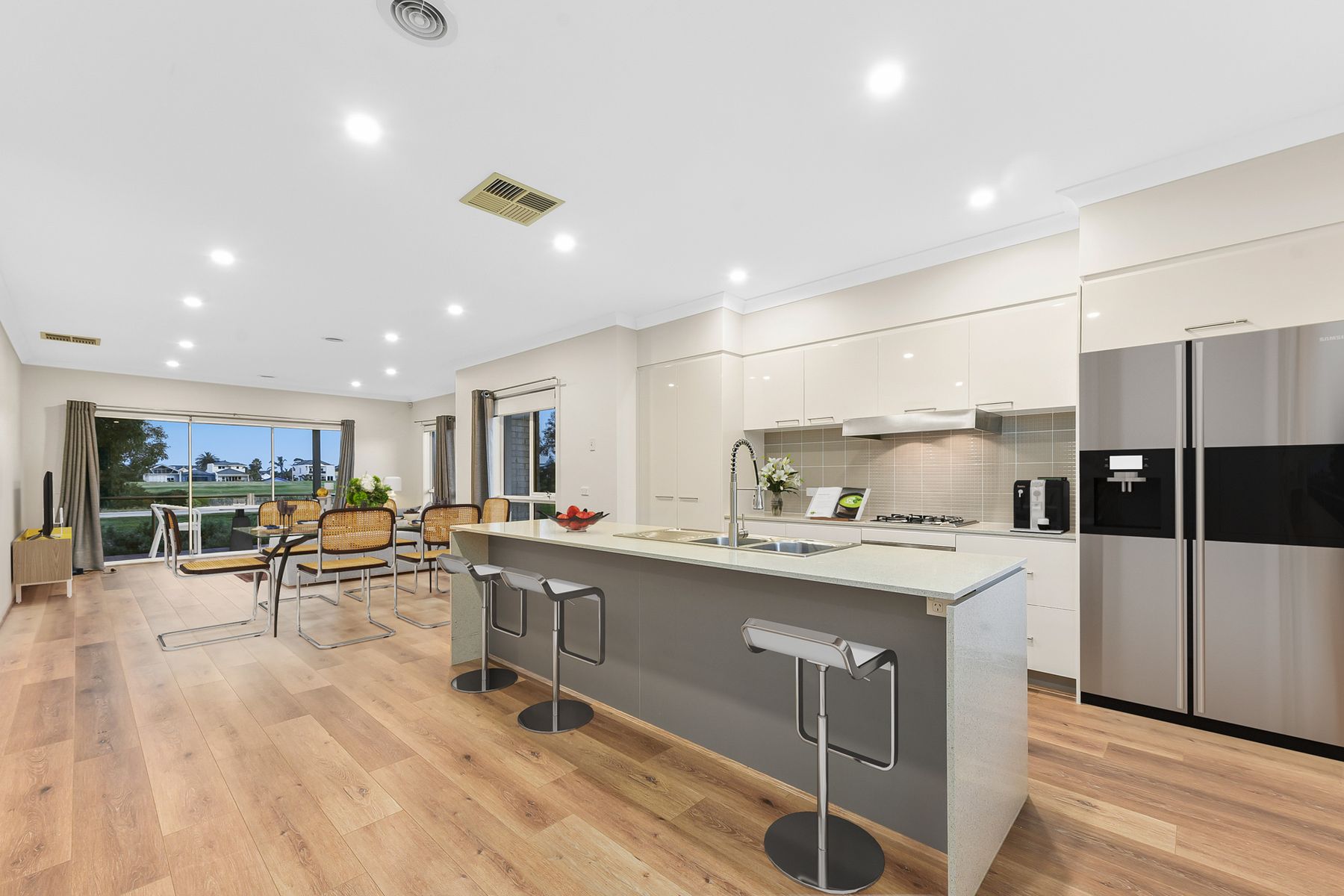 130 La Perouse Boulevard, Bonbeach, VIC 3196, Bonbeach - Thumbnail 4