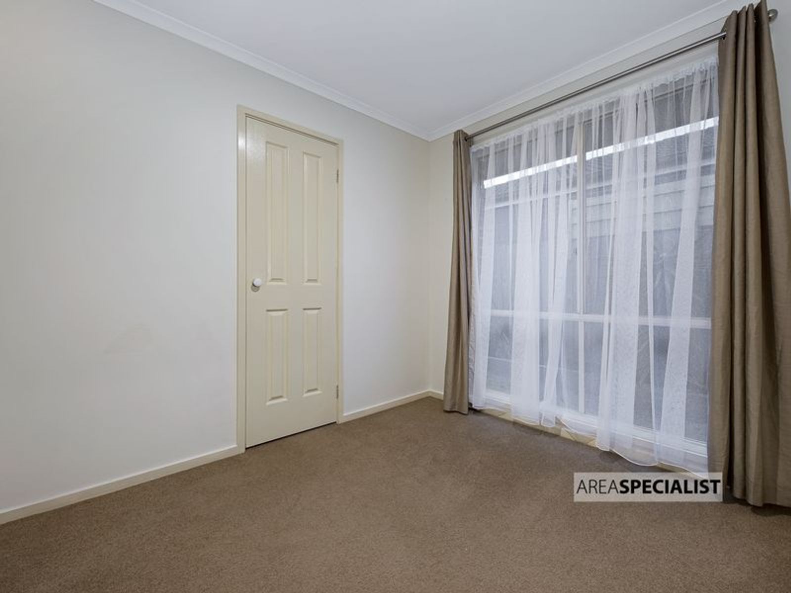 16 Kila Street, Heidelberg West, Cranbourne North - Thumbnail 6