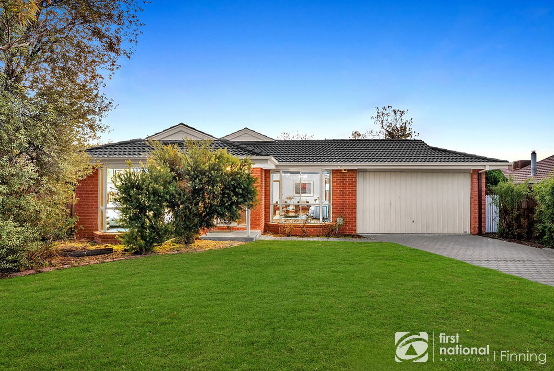 9 Balook Court, Cranbourne North VIC 3977, Cranbourne North - Thumbnail 2