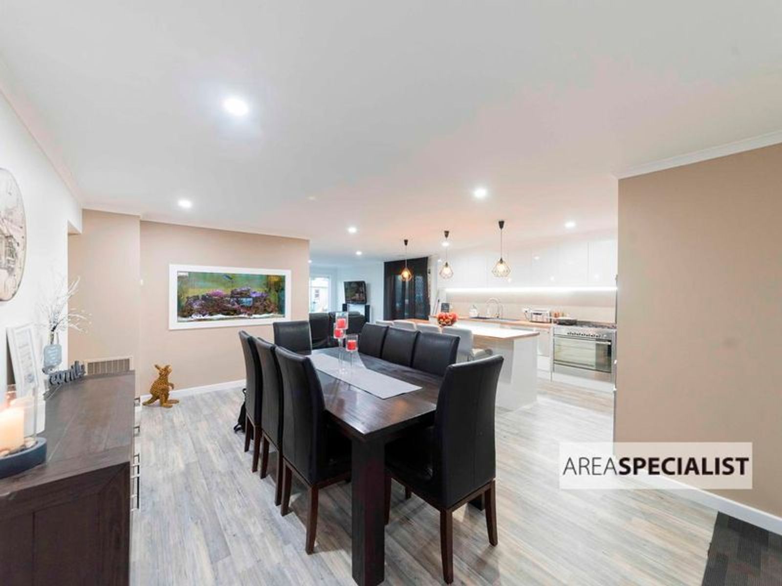 6 Dunmore Court, Cranbourne, VIC 3977, Cranbourne - Thumbnail 3