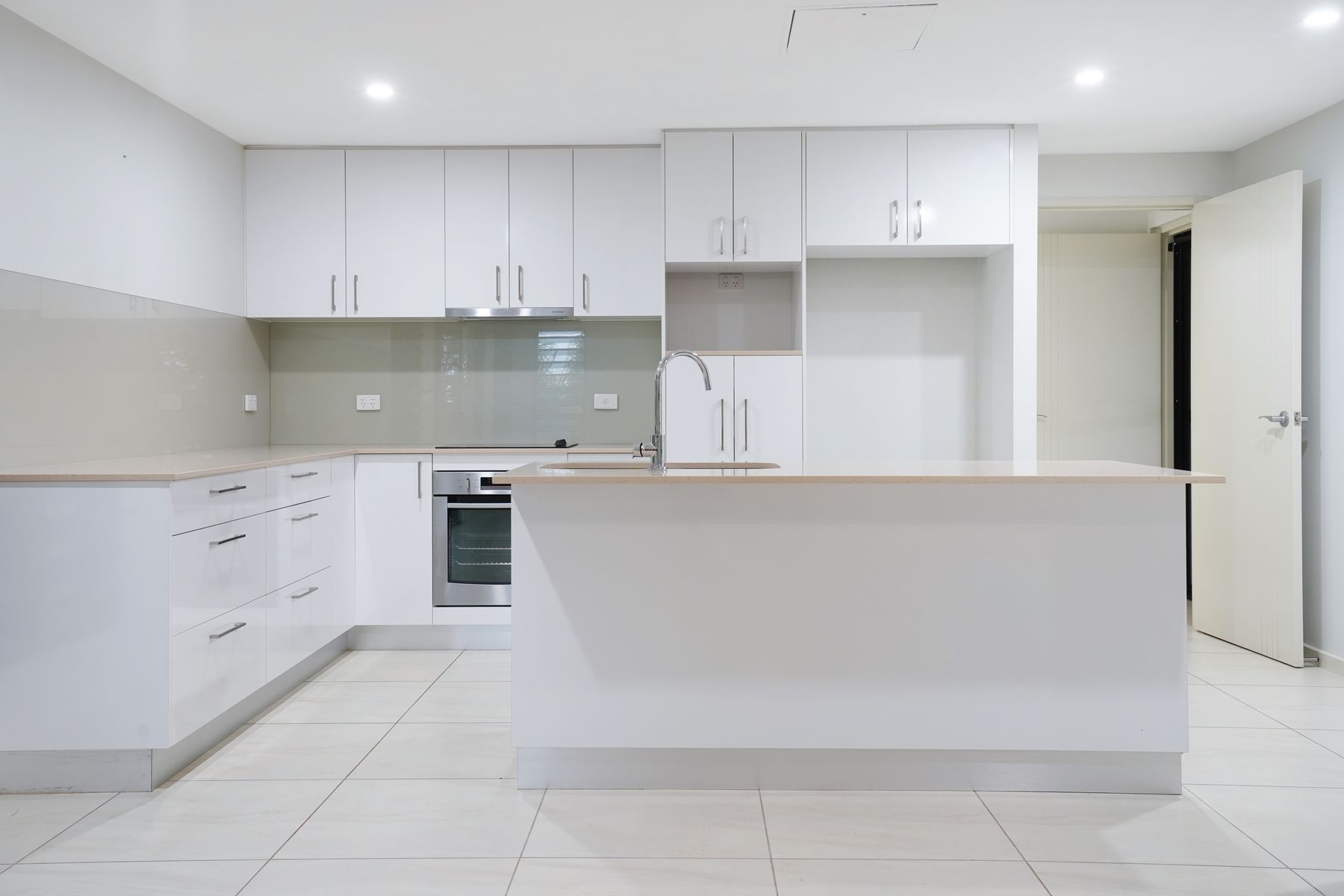 2/34 Hannan Street, Muirhead NT 0810, Muirhead - Thumbnail 8