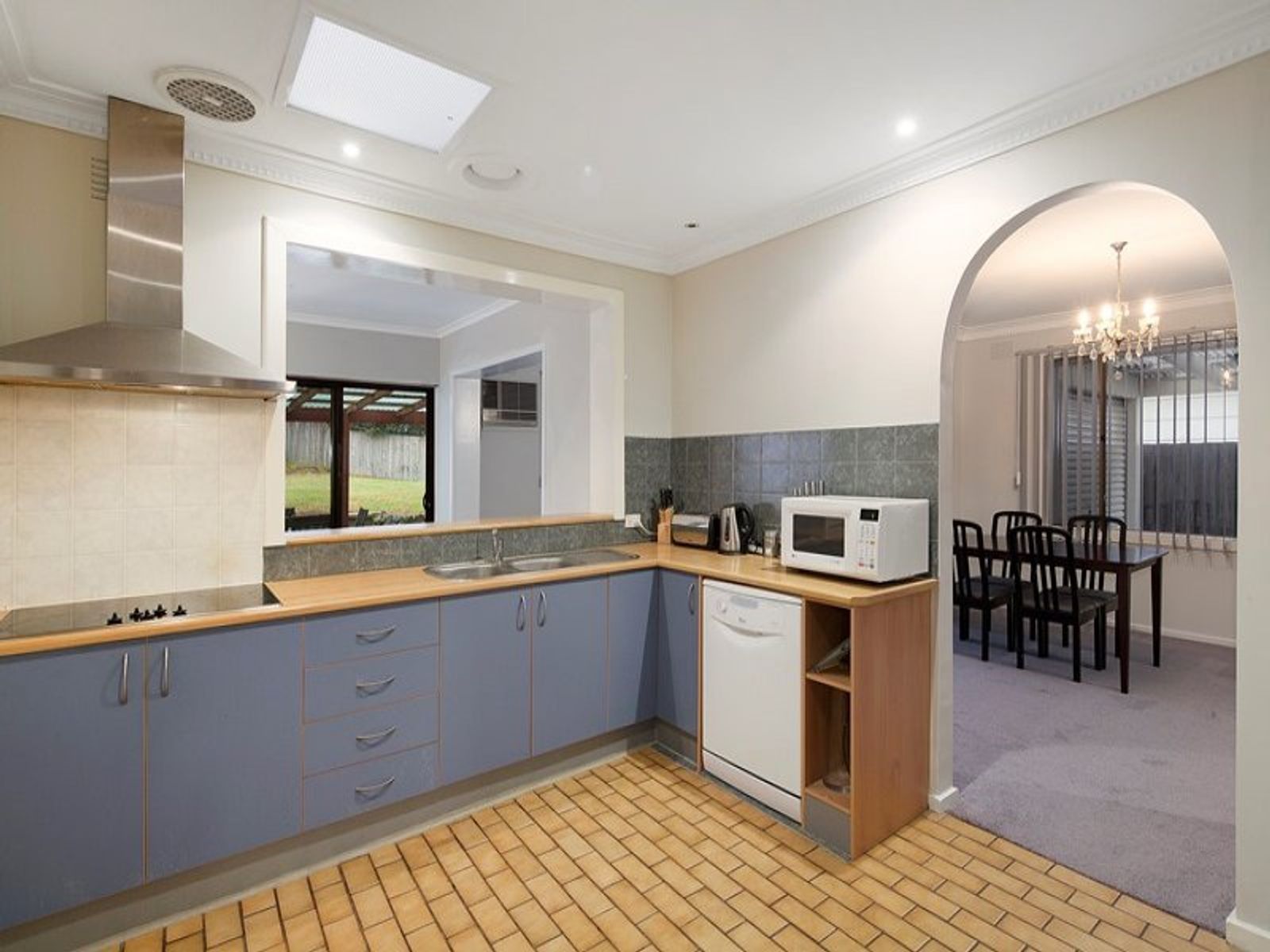 4 Mountain View Crescent, Seaford, VIC 3198, Seaford - Thumbnail 4