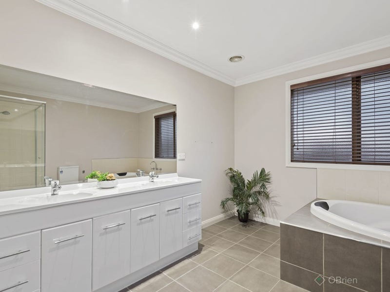 6 Bedford Court, Endeavour Hills, VIC 3802, Endeavour Hills - Thumbnail 7