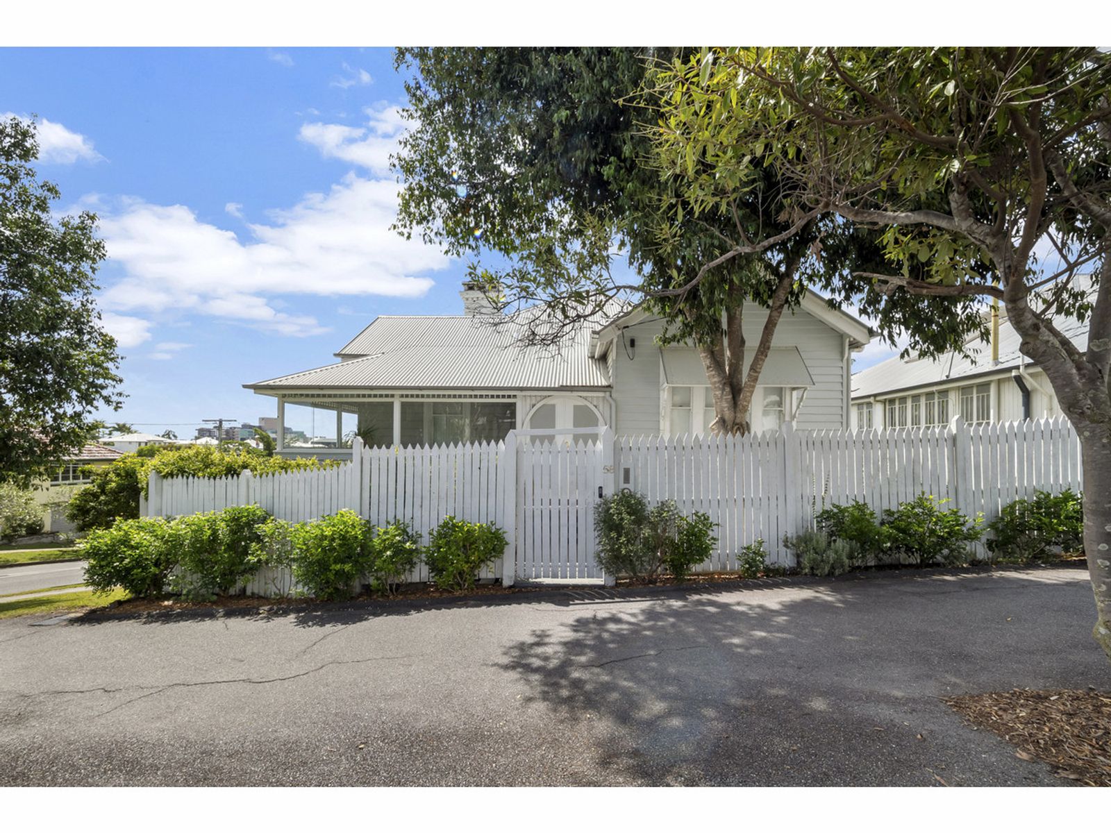 58 GLADSTONE Road, Highgate Hill QLD 4101, Highgate Hill - Thumbnail 2
