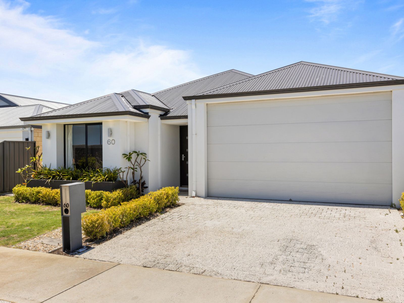 60 Hickman Drive, Piara Waters WA 6112, Piara Waters - Thumbnail 3
