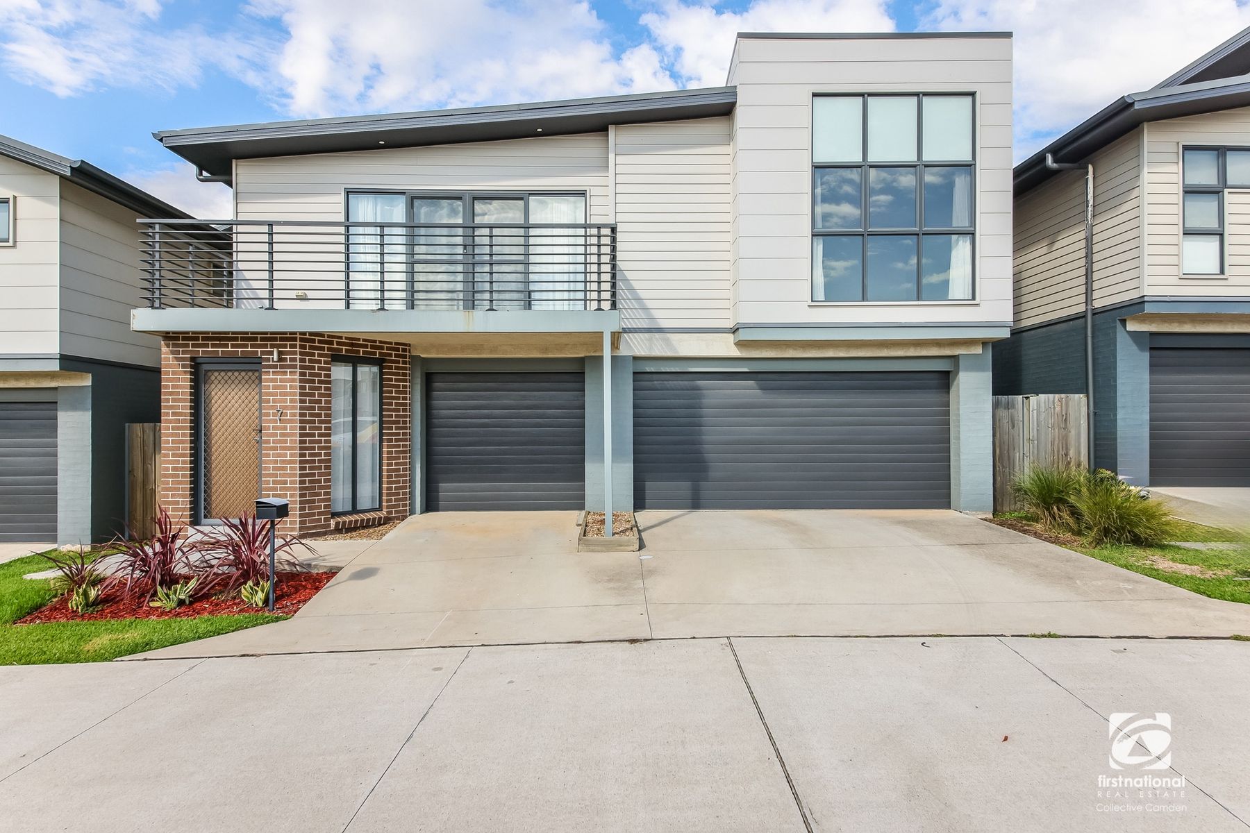 7 Searle Way, Oran Park NSW 2570, Oran Park - Thumbnail 2