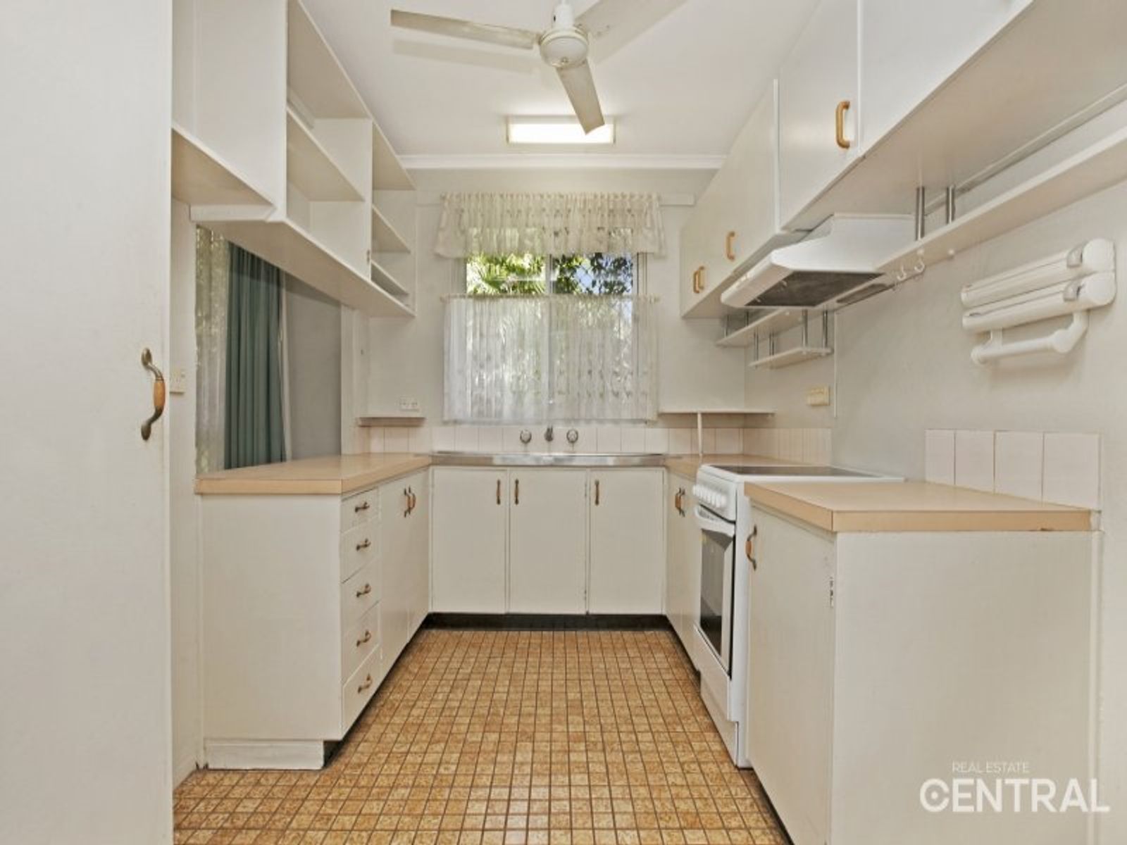 21 Boucaut Crescent, Malak NT 0812, Malak - Thumbnail 5