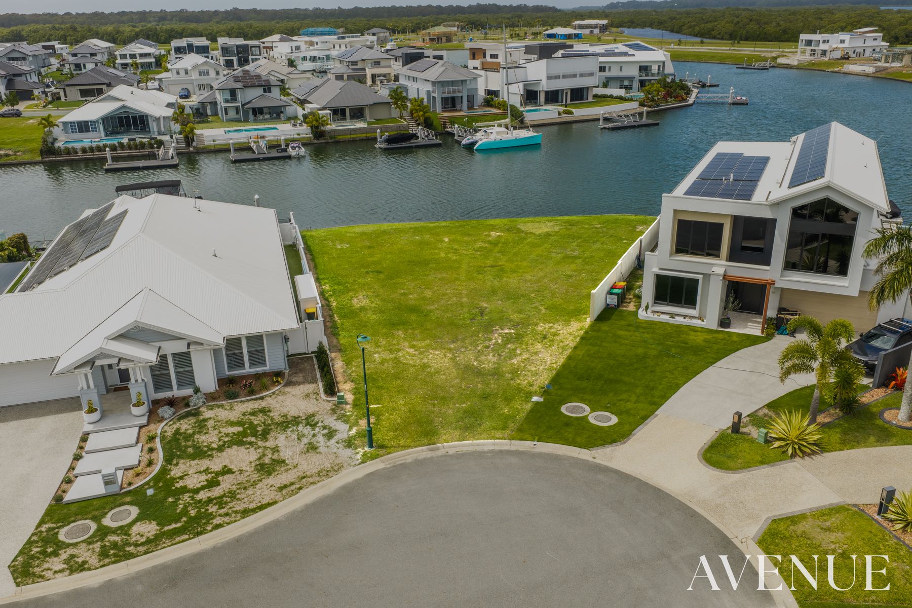 24 Frangipani Court, Jacobs Well - Image 1