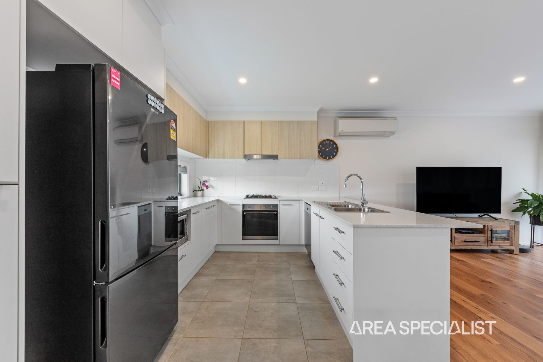 35 Rubus Way, Pakenham, VIC 3810, Pakenham - Thumbnail 5