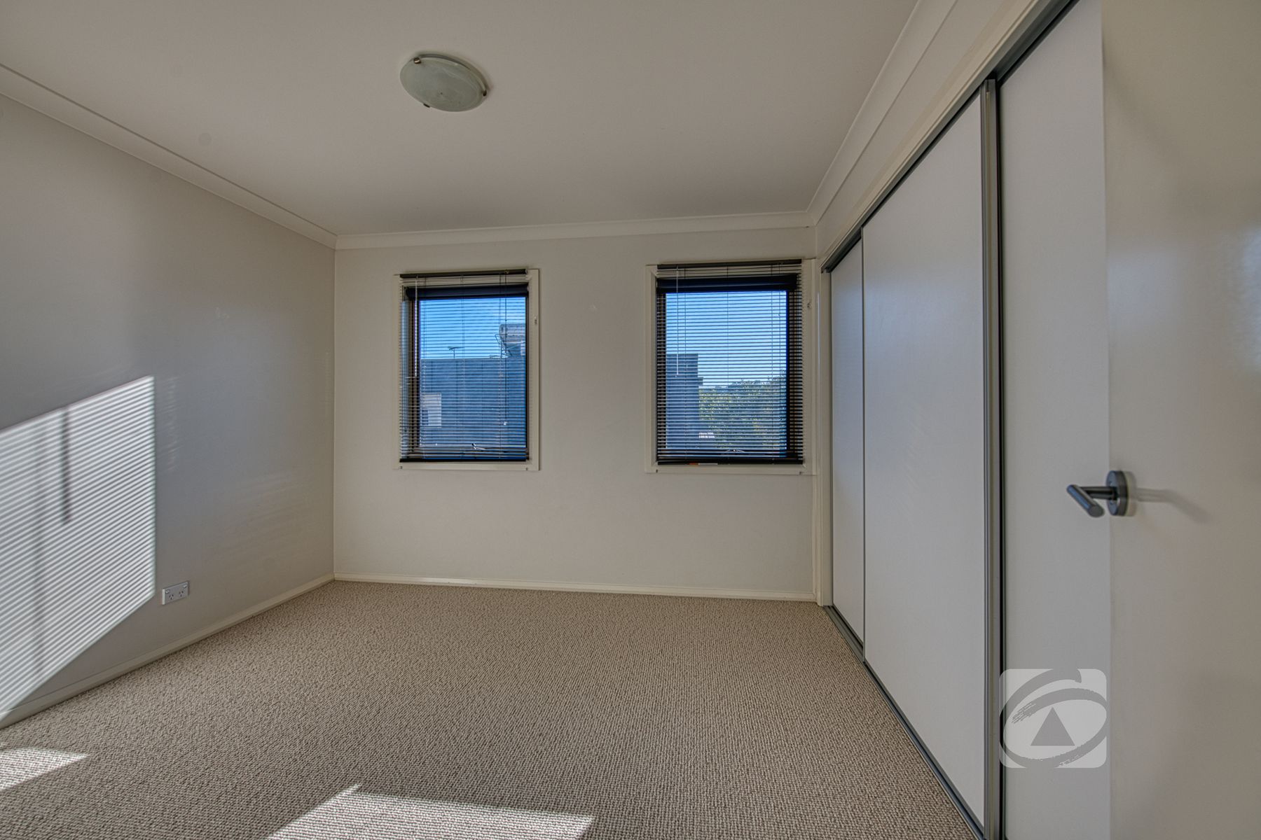 8 Annecy Lane, Pakenham VIC 3810, Pakenham - Thumbnail 8