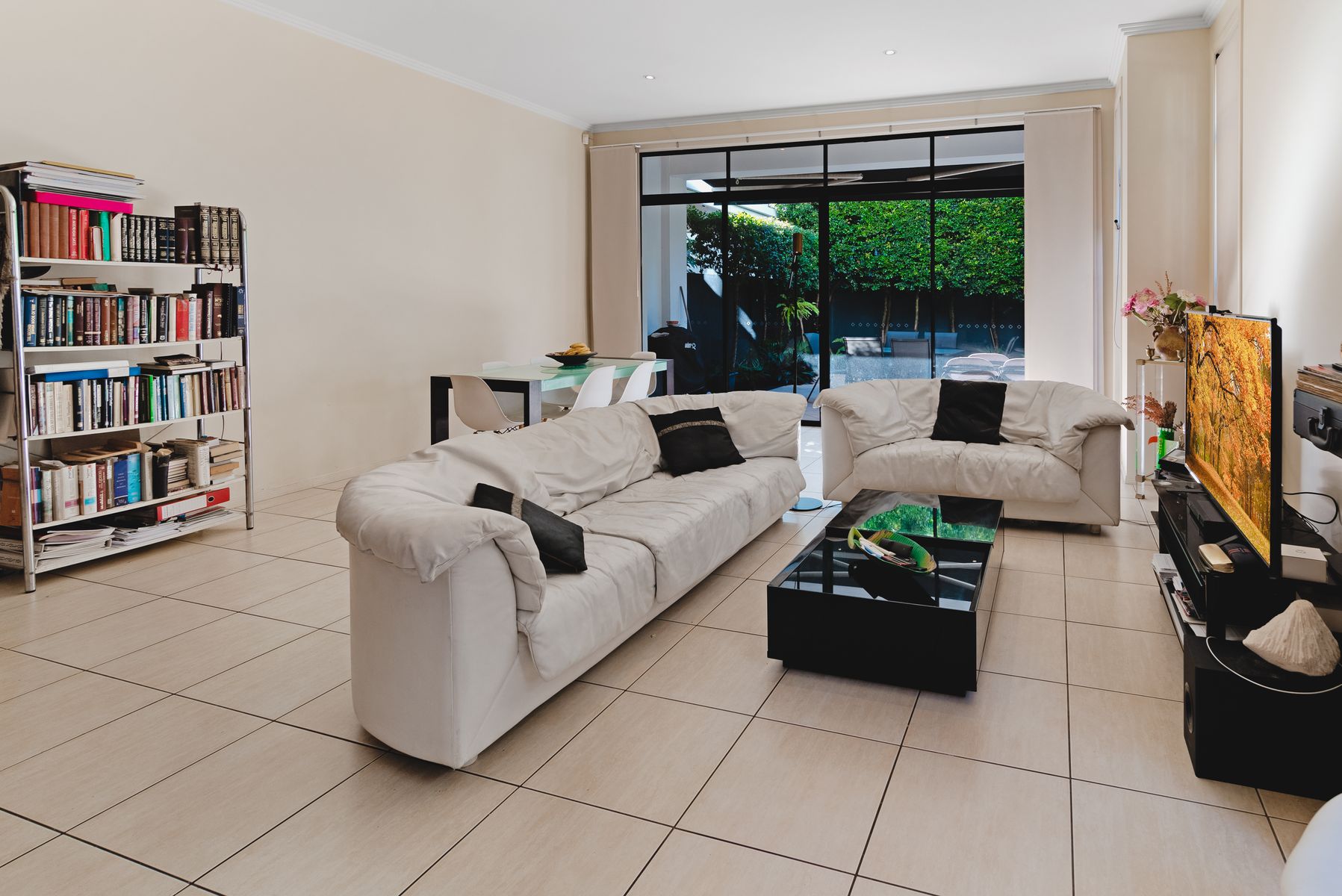 23B Purli Street, Chevron Island QLD 4217, Chevron Island - Thumbnail 2