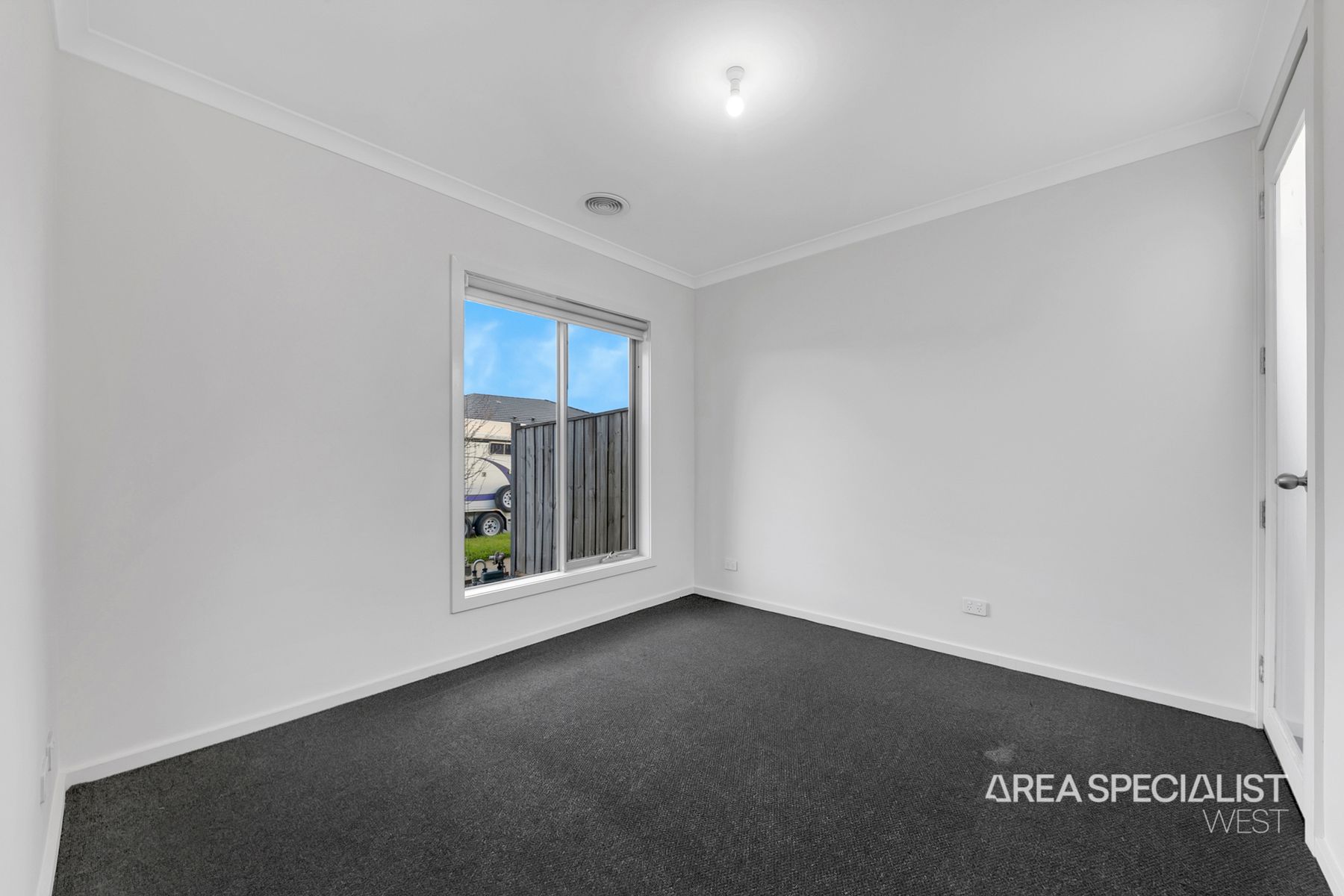 26 Shearman Road, Deanside, Deanside - Thumbnail 2