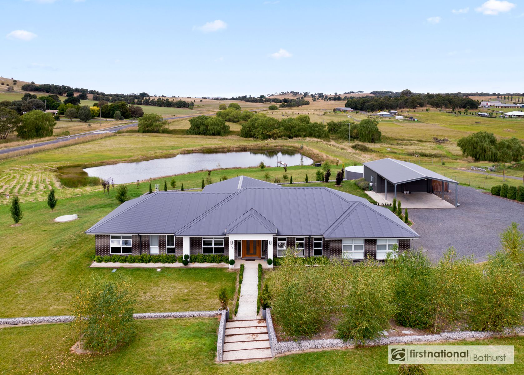 9 Green Grove, Blayney NSW 2799