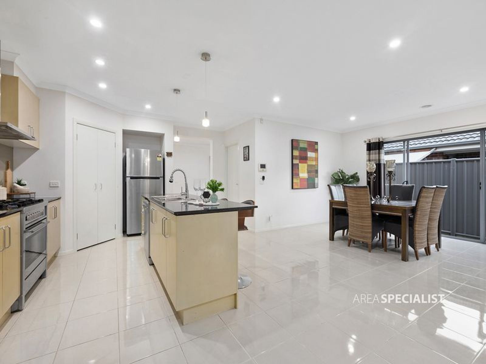 22 Hermes Avenue, Cranbourne West, VIC 3977, Cranbourne West - Thumbnail 7