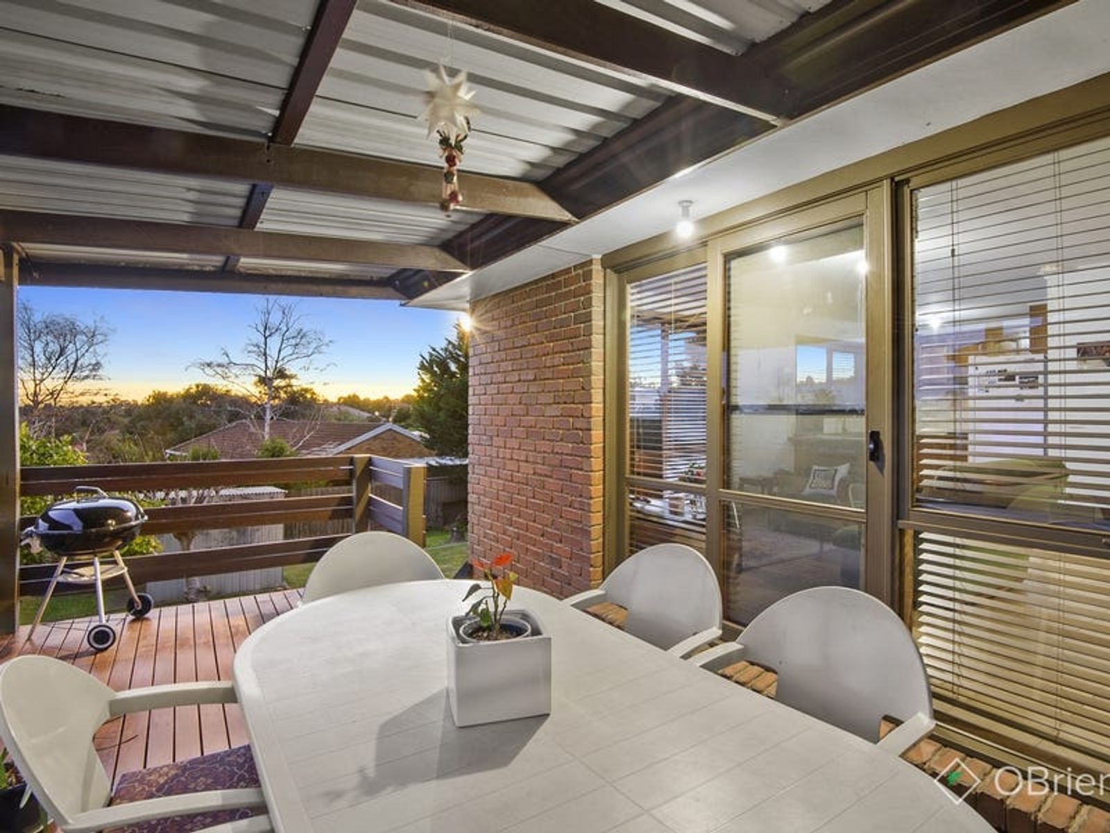11 Preston Avenue, Endeavour Hills, VIC 3802, Endeavour Hills - Thumbnail 8