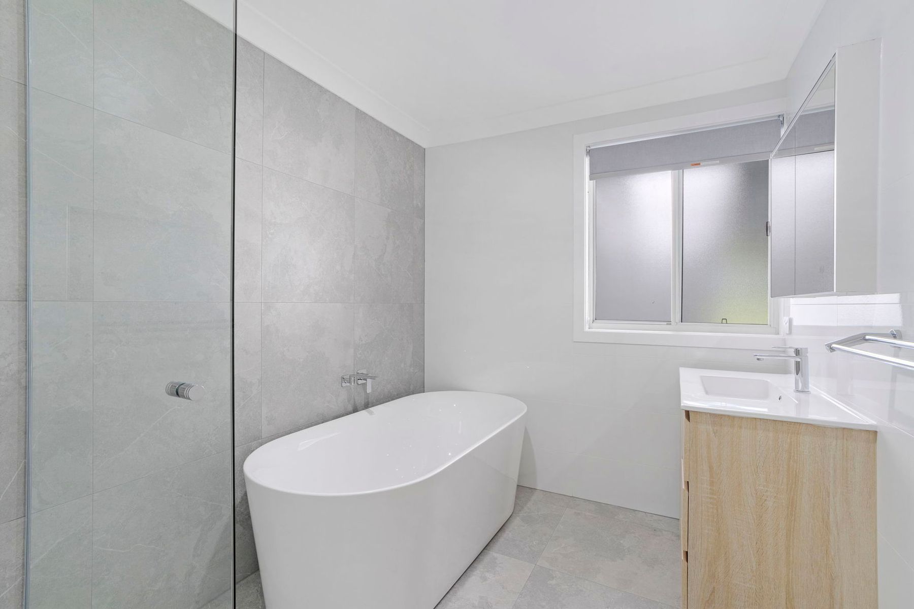 14 Parkside Drive, Charmhaven NSW 2263, Charmhaven - Thumbnail 5