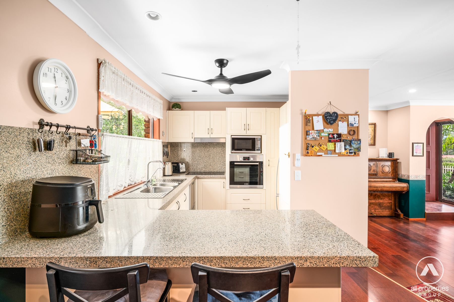 40 COCAS STREET, Regents Park QLD 4118, Regents Park - Thumbnail 5