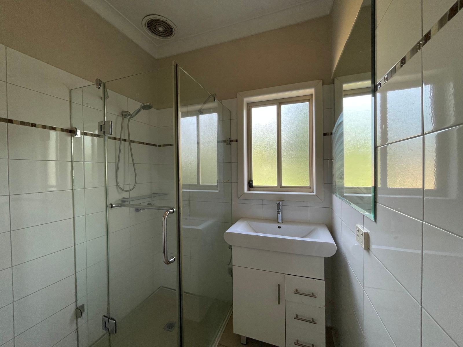 51 Benbow Street, Yarraville VIC 3013, Yarraville - Thumbnail 5
