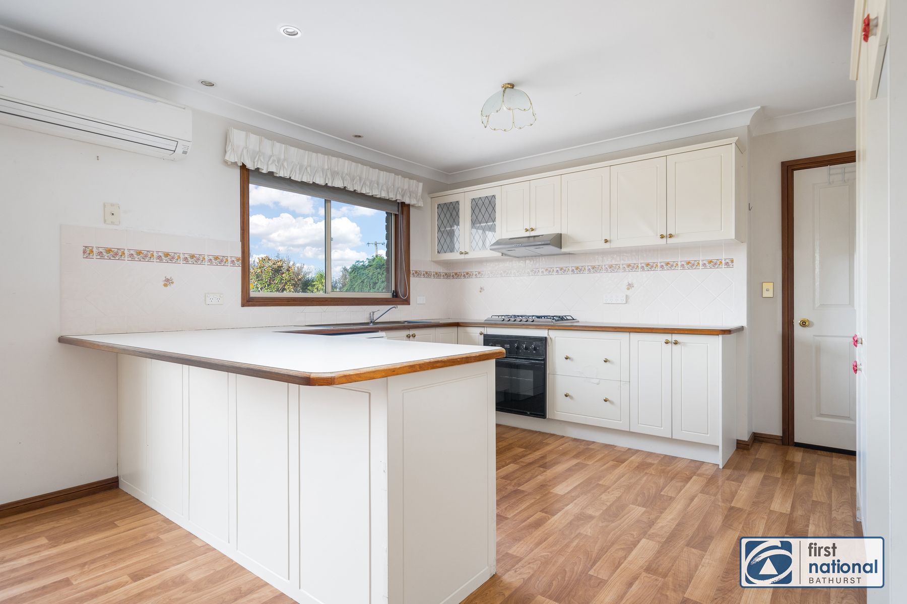 34 Cedar Drive, Llanarth NSW 2795, Llanarth - Thumbnail 7