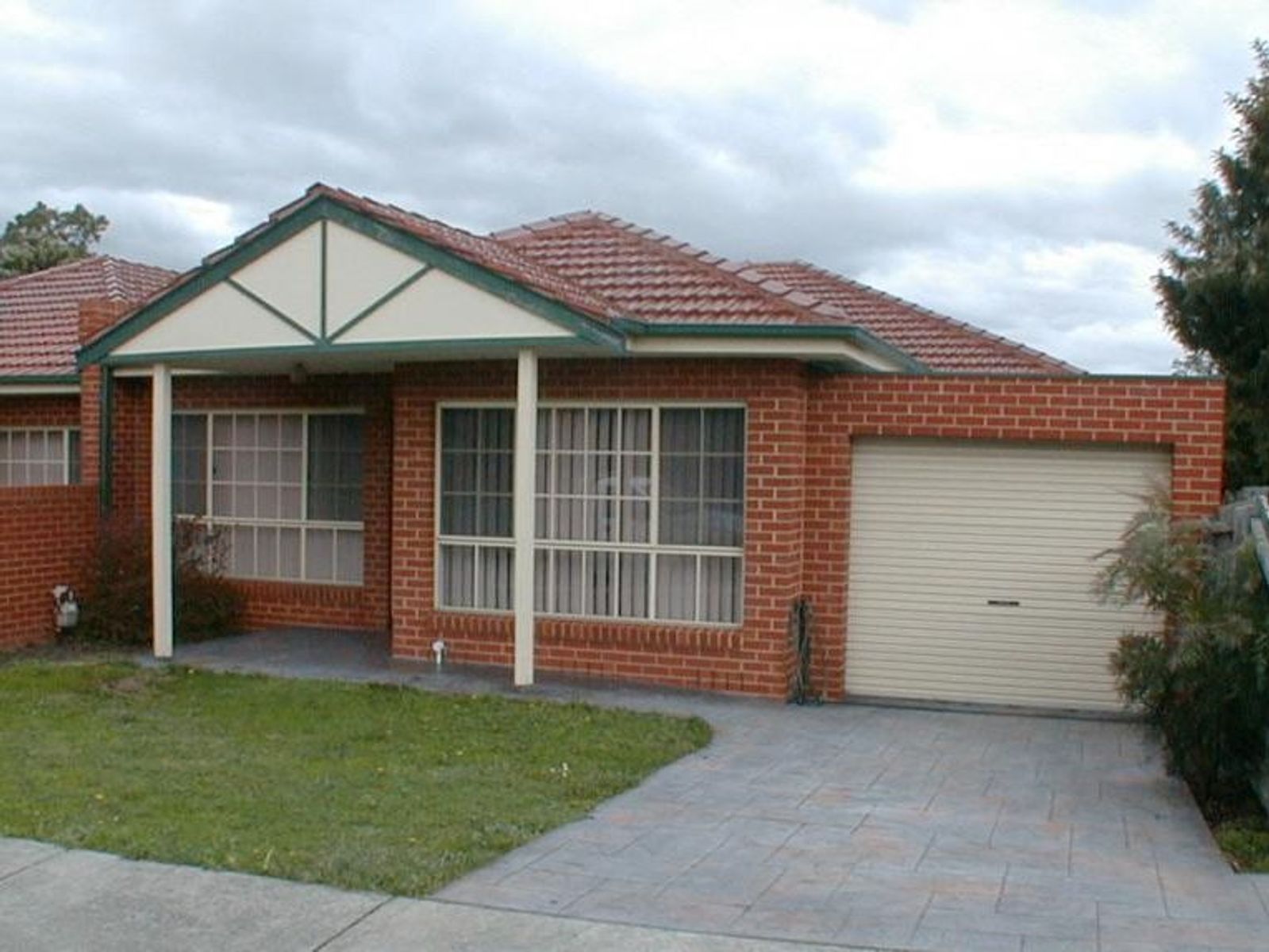 2/81 George Street, Scoresby VIC 3179