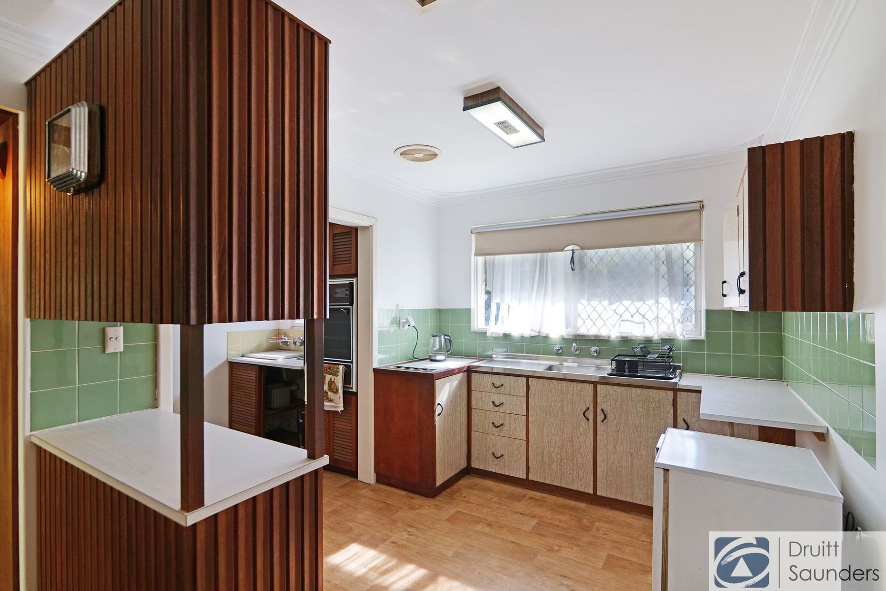 42 Castle Road, Woodlands WA 6018, Woodlands - Thumbnail 7