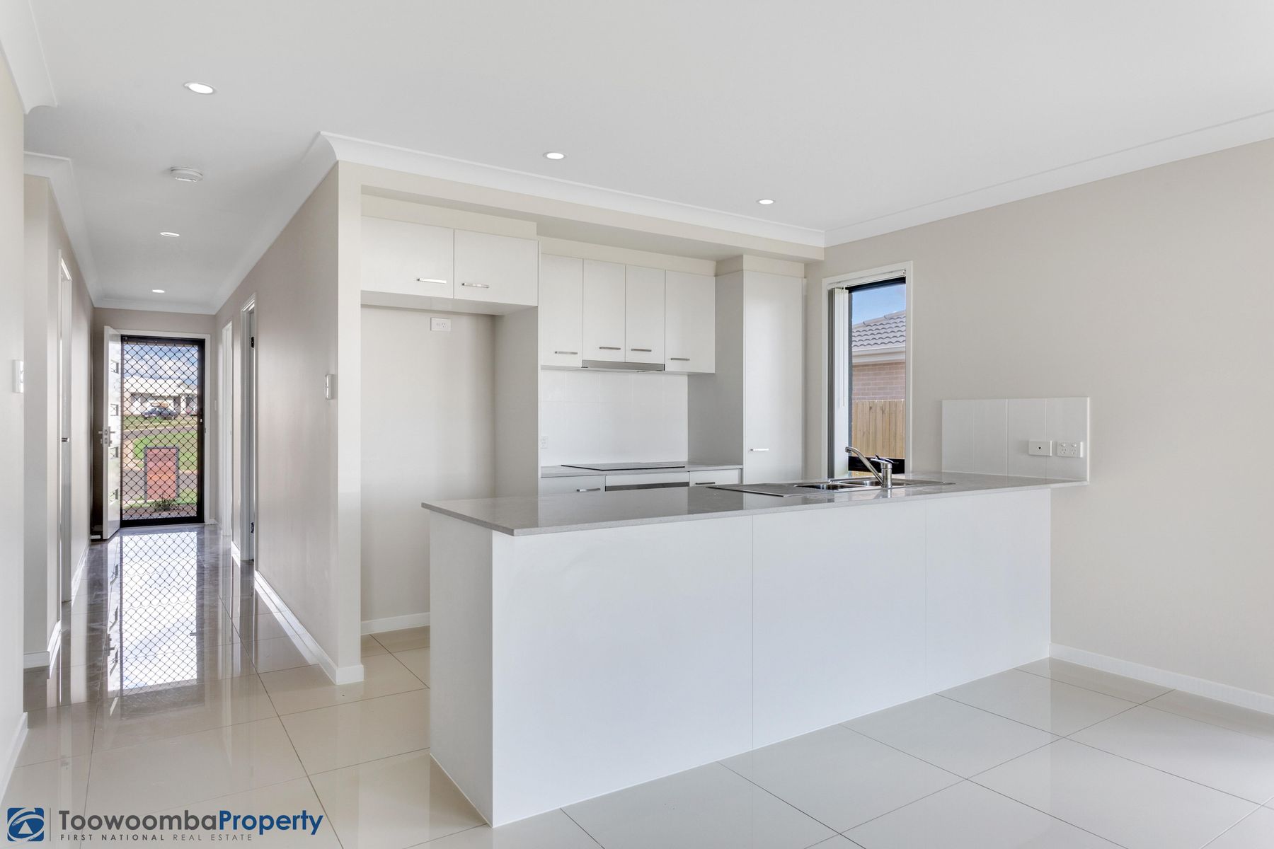 1/20 Myrtleford Crescent, Cambooya QLD 4358, Cambooya - Thumbnail 2