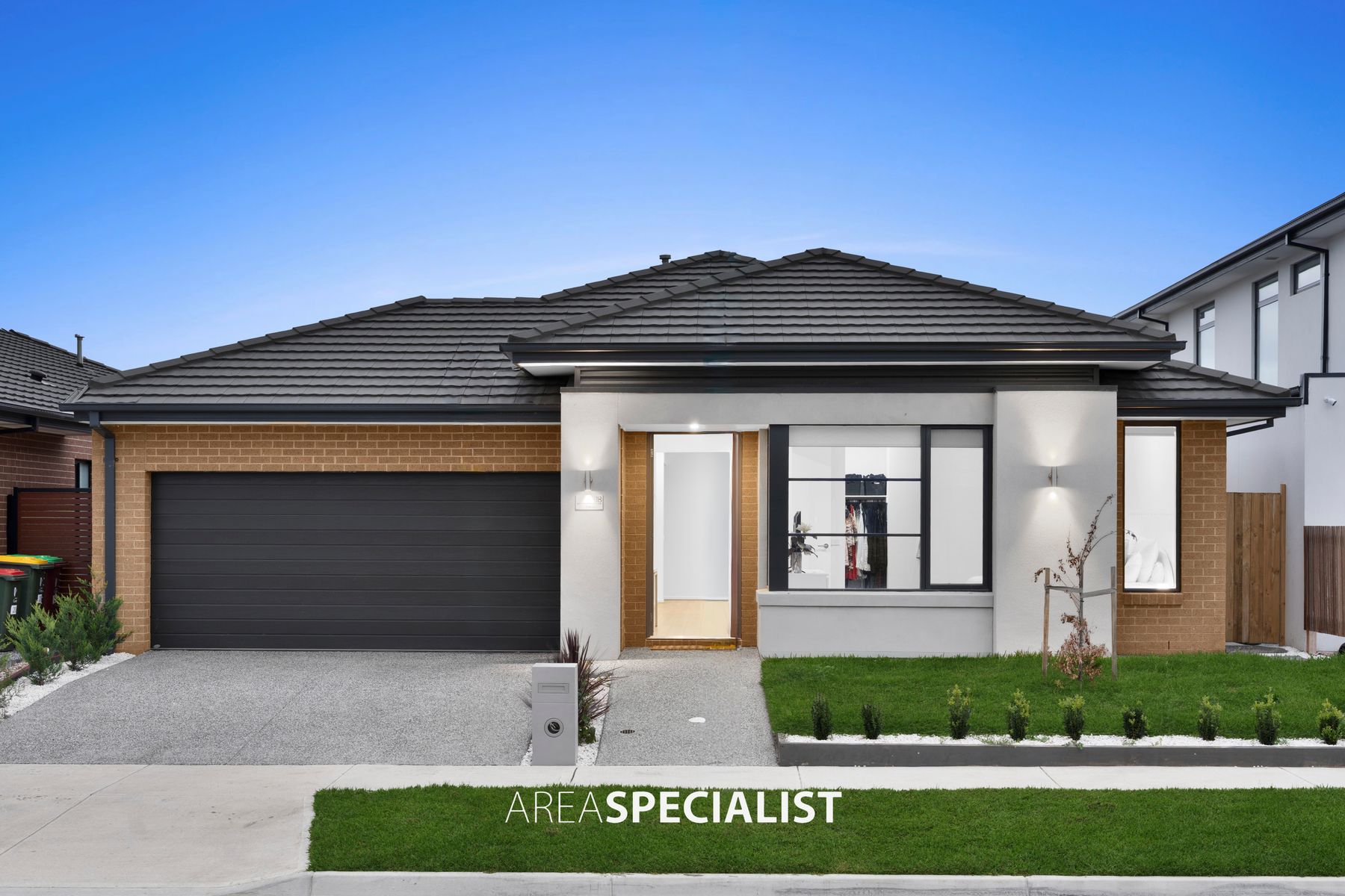 18 Celevan Street, Clyde North, Clyde North - Thumbnail 3