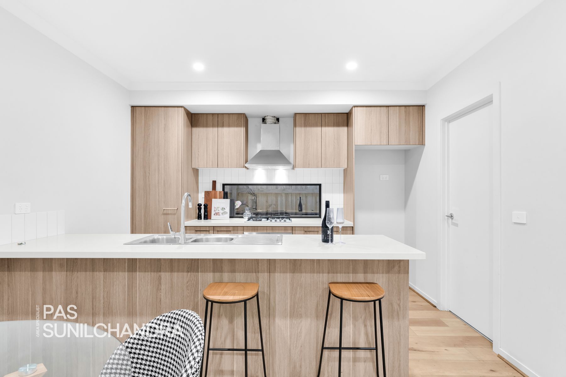 28A Plymouth Boulevard, Clyde North, VIC 3978, Clyde North - Thumbnail 7