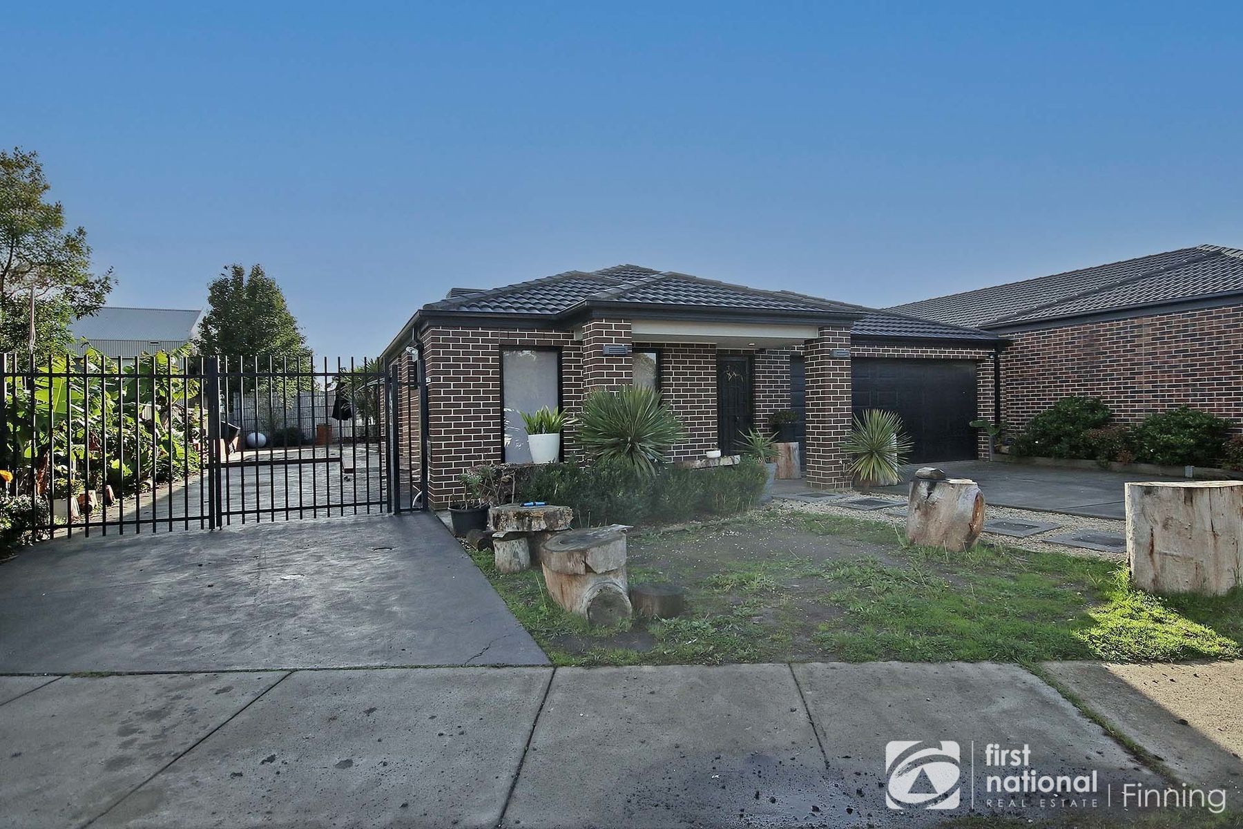 4 Corymbia Lane, Cranbourne West VIC 3977, Cranbourne West - Image 1