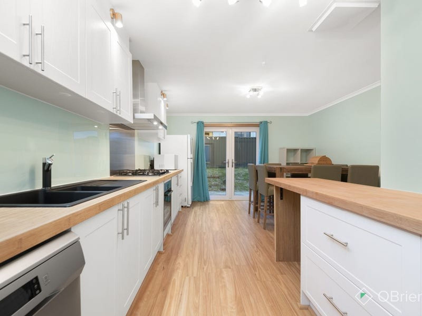 48 Chalcot Drive, Endeavour Hills, VIC 3802, Endeavour Hills - Thumbnail 4