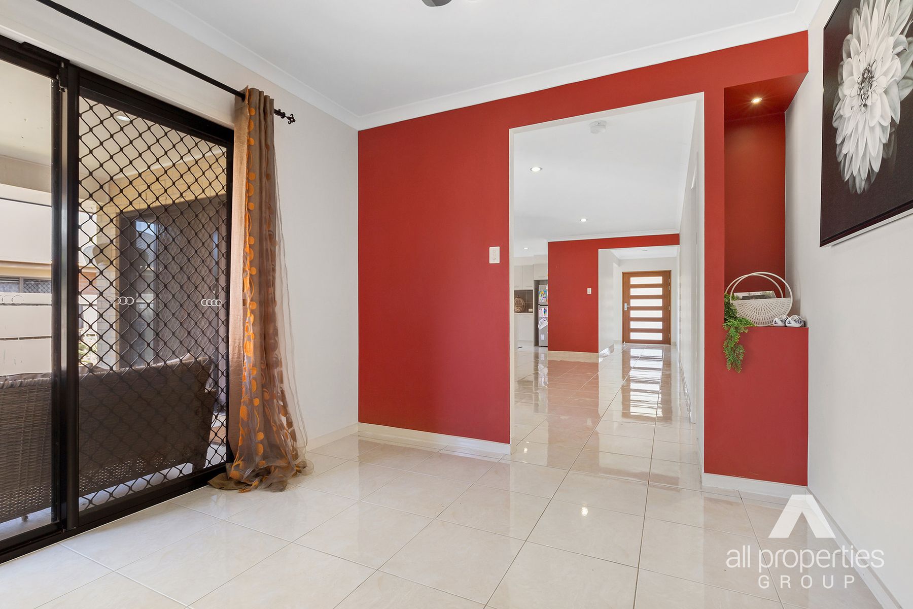 13 Dily Street, Hillcrest QLD 4118, Hillcrest - Thumbnail 8