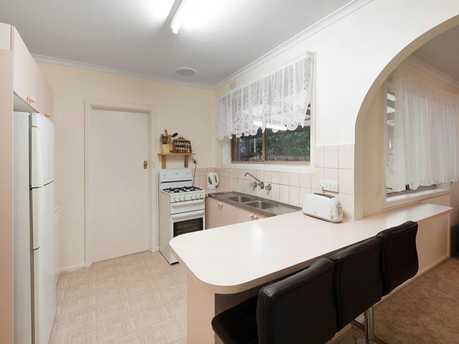 128 Chute Street, Mordialloc, VIC 3195, Mordialloc - Thumbnail 4