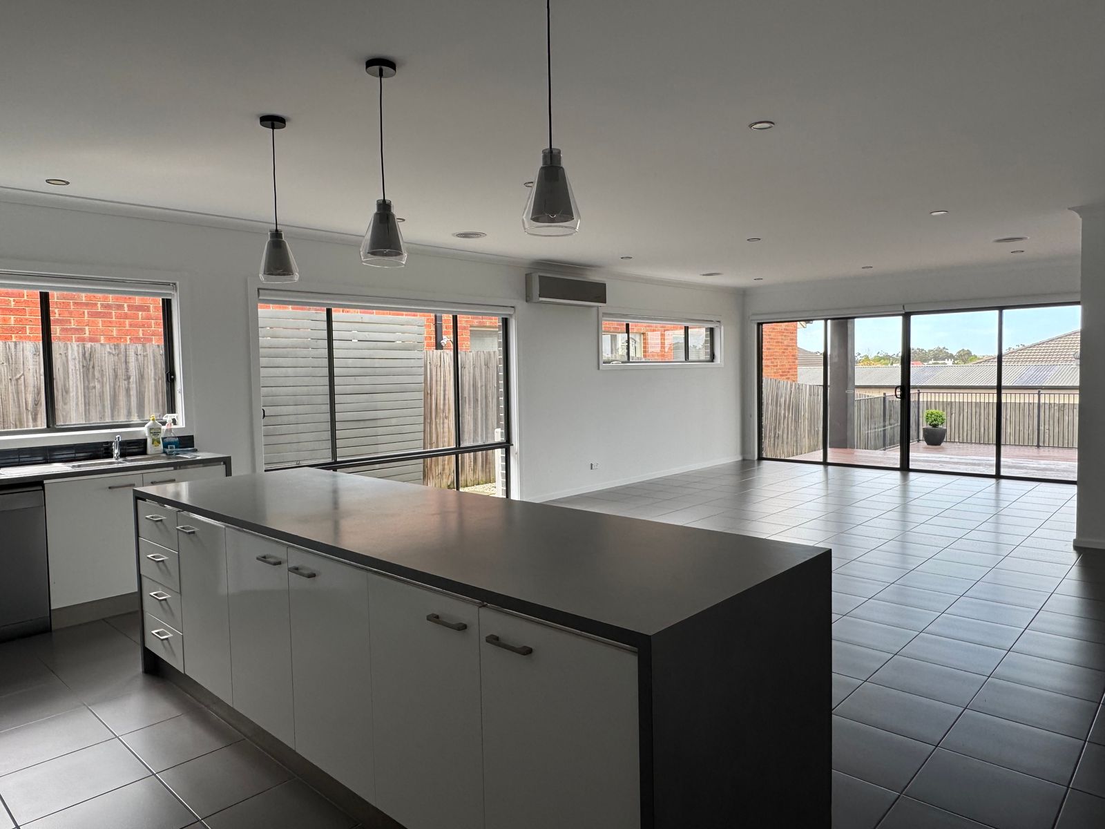 2/2 McClure Court, Traralgon VIC 3844, Traralgon - Thumbnail 3