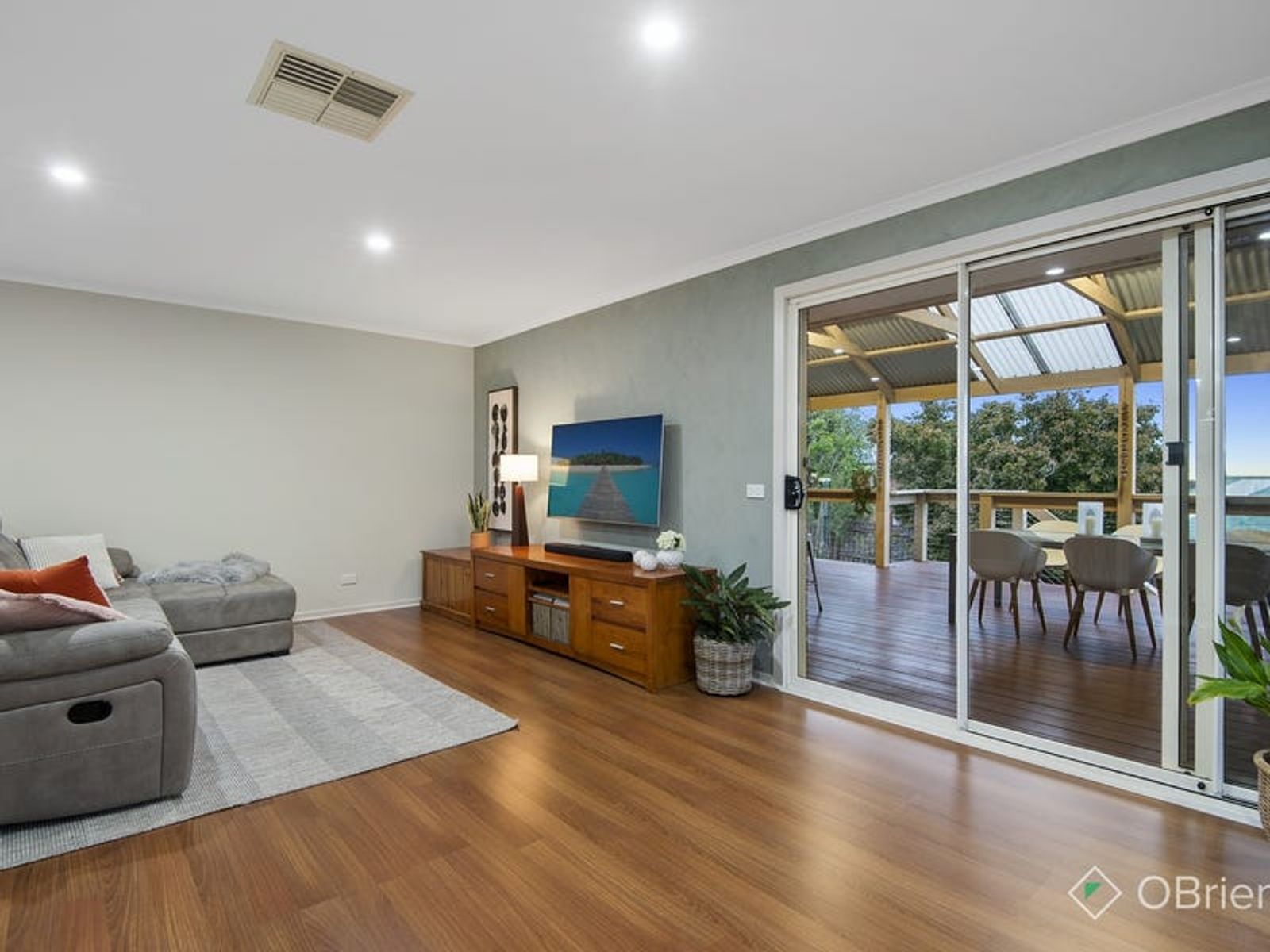 24 Diamond Court, Narre Warren North, VIC 3804, Narre Warren North - Thumbnail 5