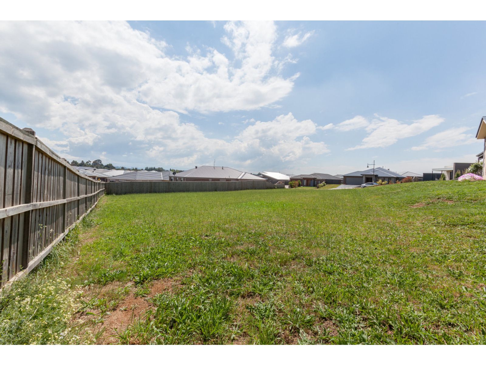 7 Manningham Court, Warragul, VIC 3820, Warragul - Thumbnail 2