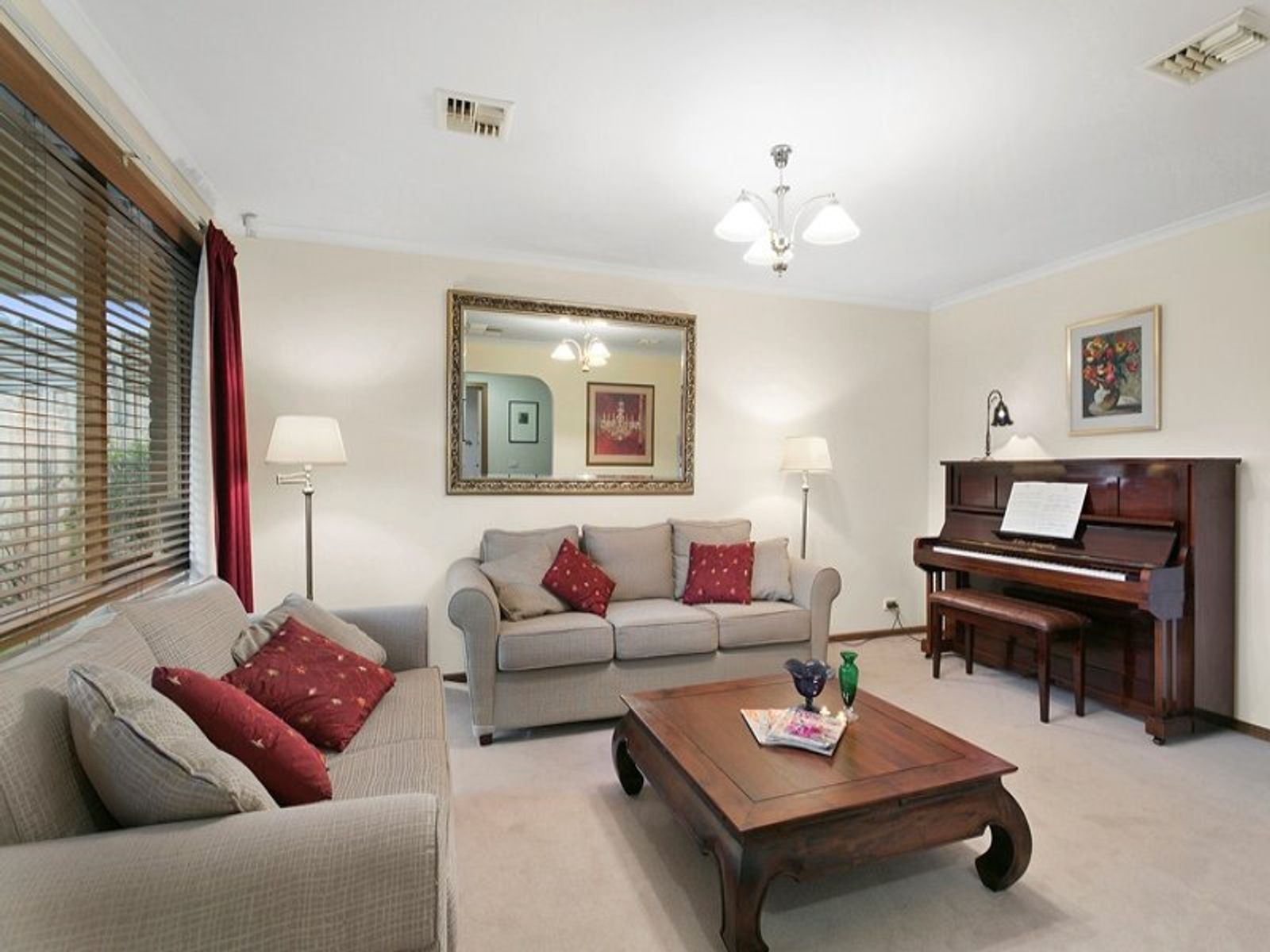 12 Sutherland Avenue, Aspendale Gardens, VIC 3195, Aspendale Gardens - Thumbnail 4
