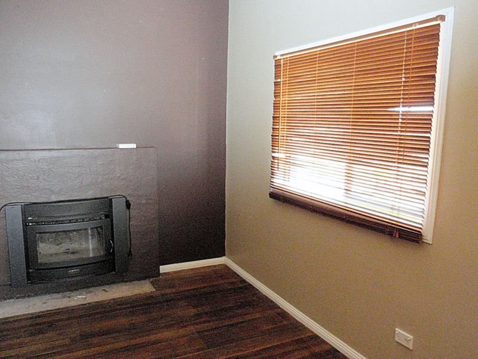 42 Fletchers Lake Road, Dareton - Thumbnail 4
