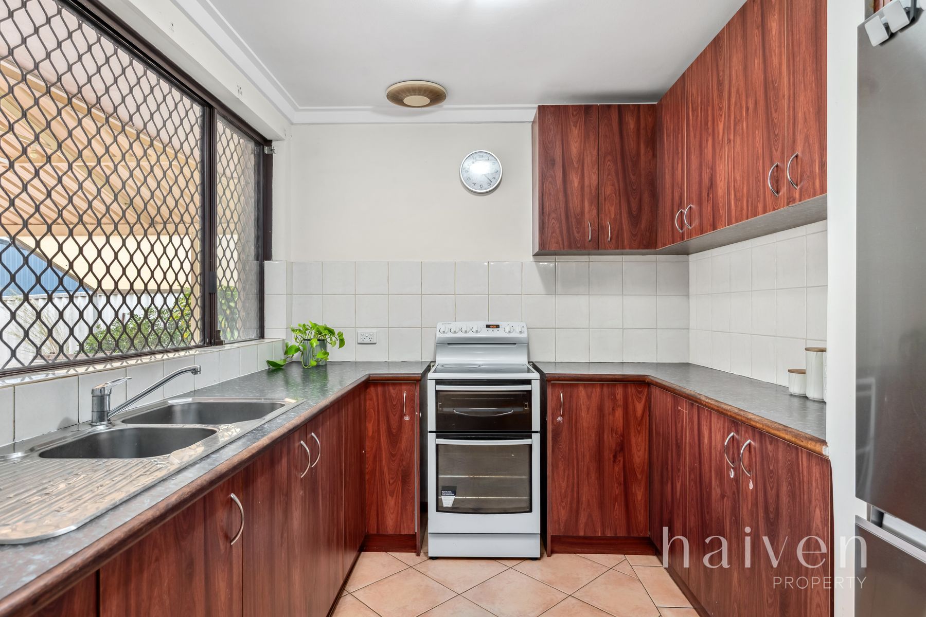 30 Helm St Maddington WATERMARK 16
