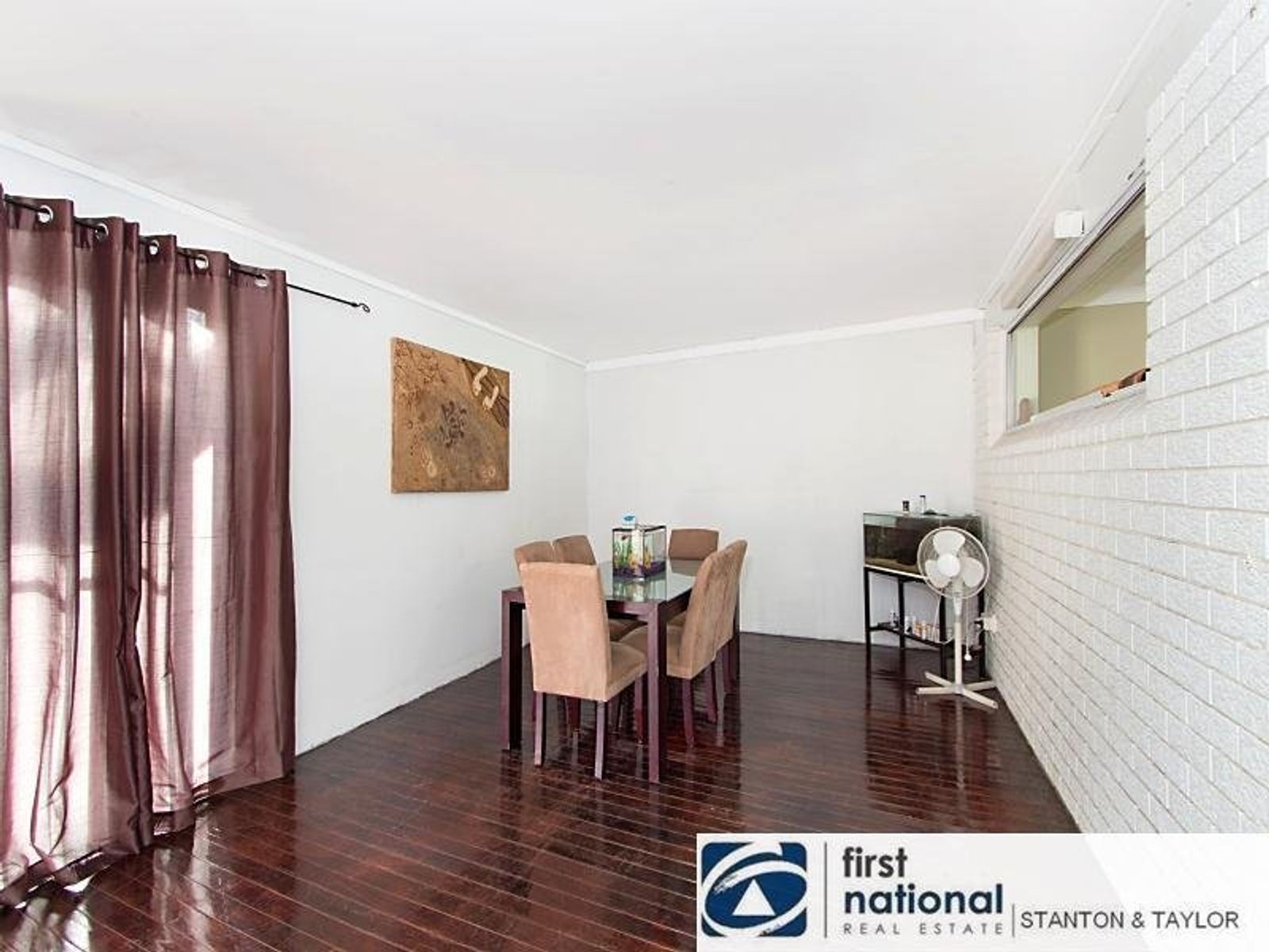 67 Barry Street, Cambridge Park - Thumbnail 2