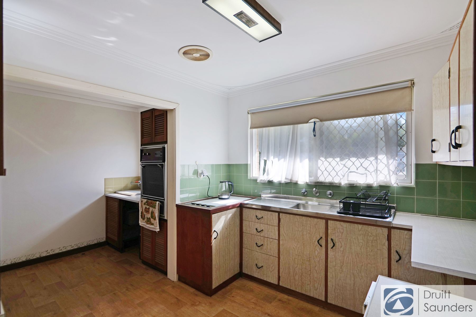 42 Castle Road, Woodlands WA 6018, Woodlands - Thumbnail 8