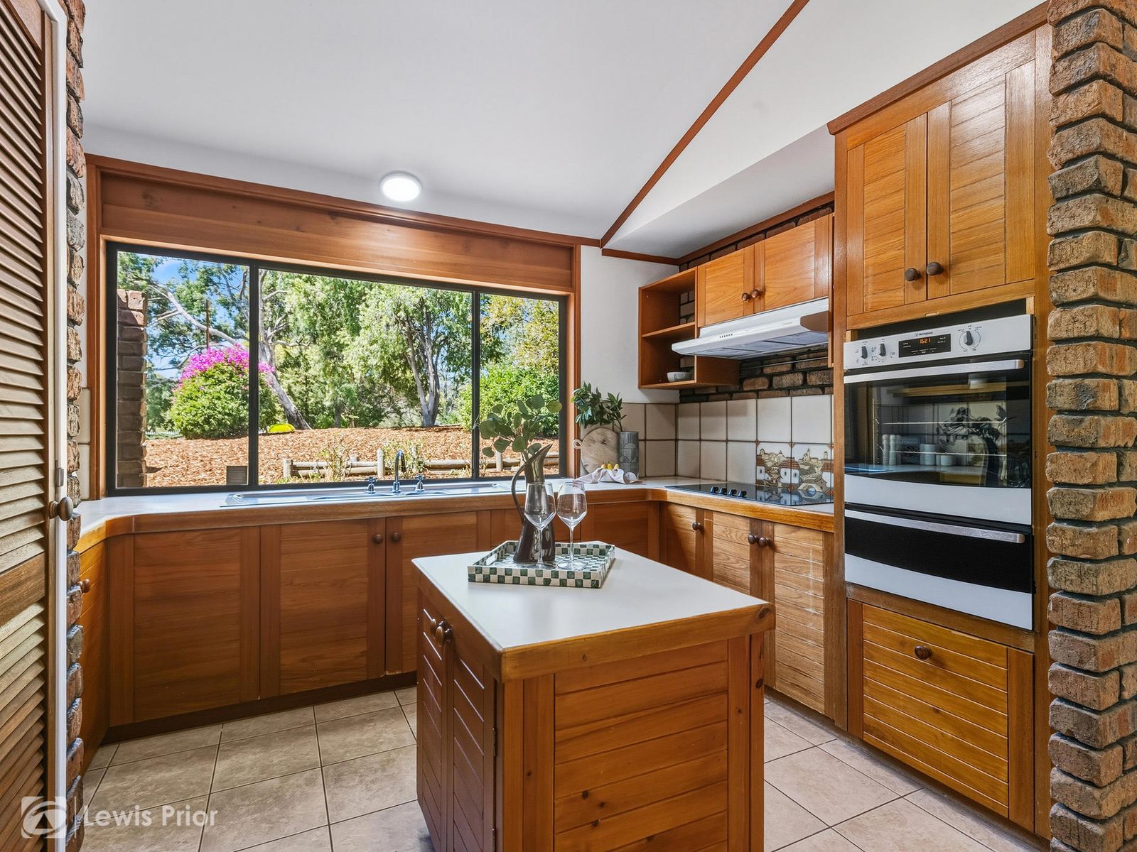 120 Windebanks Road, Happy Valley SA 5159, Happy Valley - Thumbnail 5