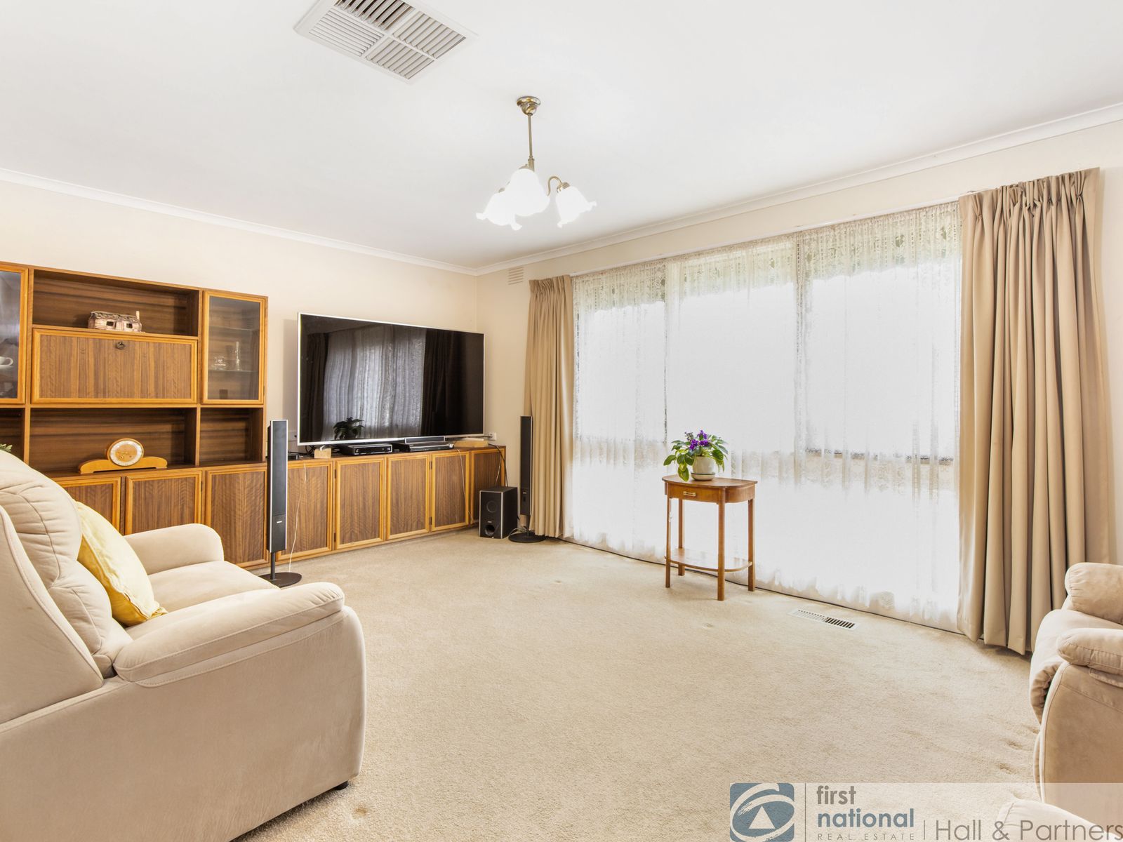 8 Coniston Court, Springvale South, VIC 3172, Springvale South - Thumbnail 2
