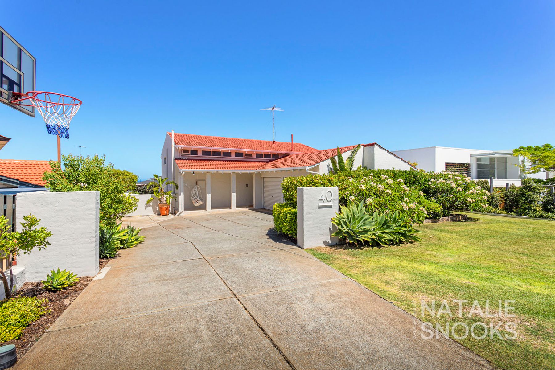 40 Sudbury Way, City Beach, WA 6015, City Beach - Thumbnail 2