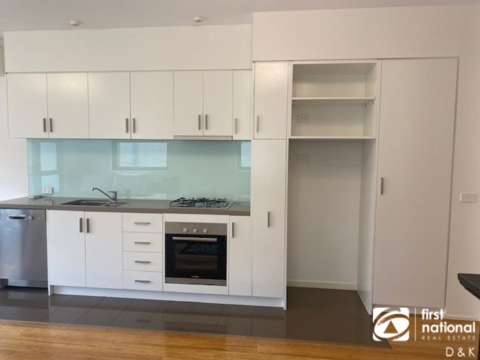 302/25 Oxford Street, North Melbourne VIC 3051, North Melbourne - Thumbnail 2
