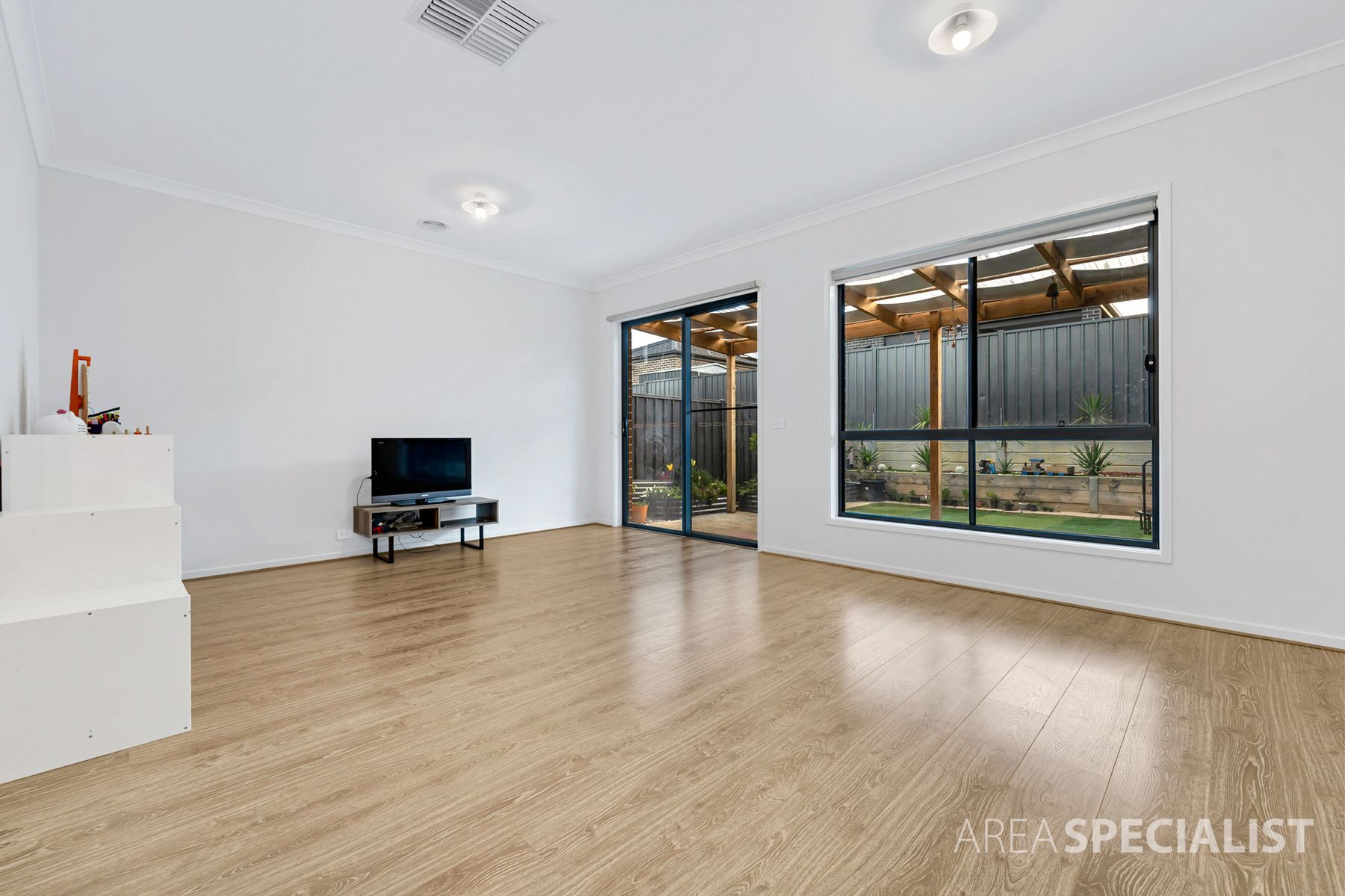 21 Ashtead Street, Clyde, VIC 3978, Clyde - Thumbnail 4