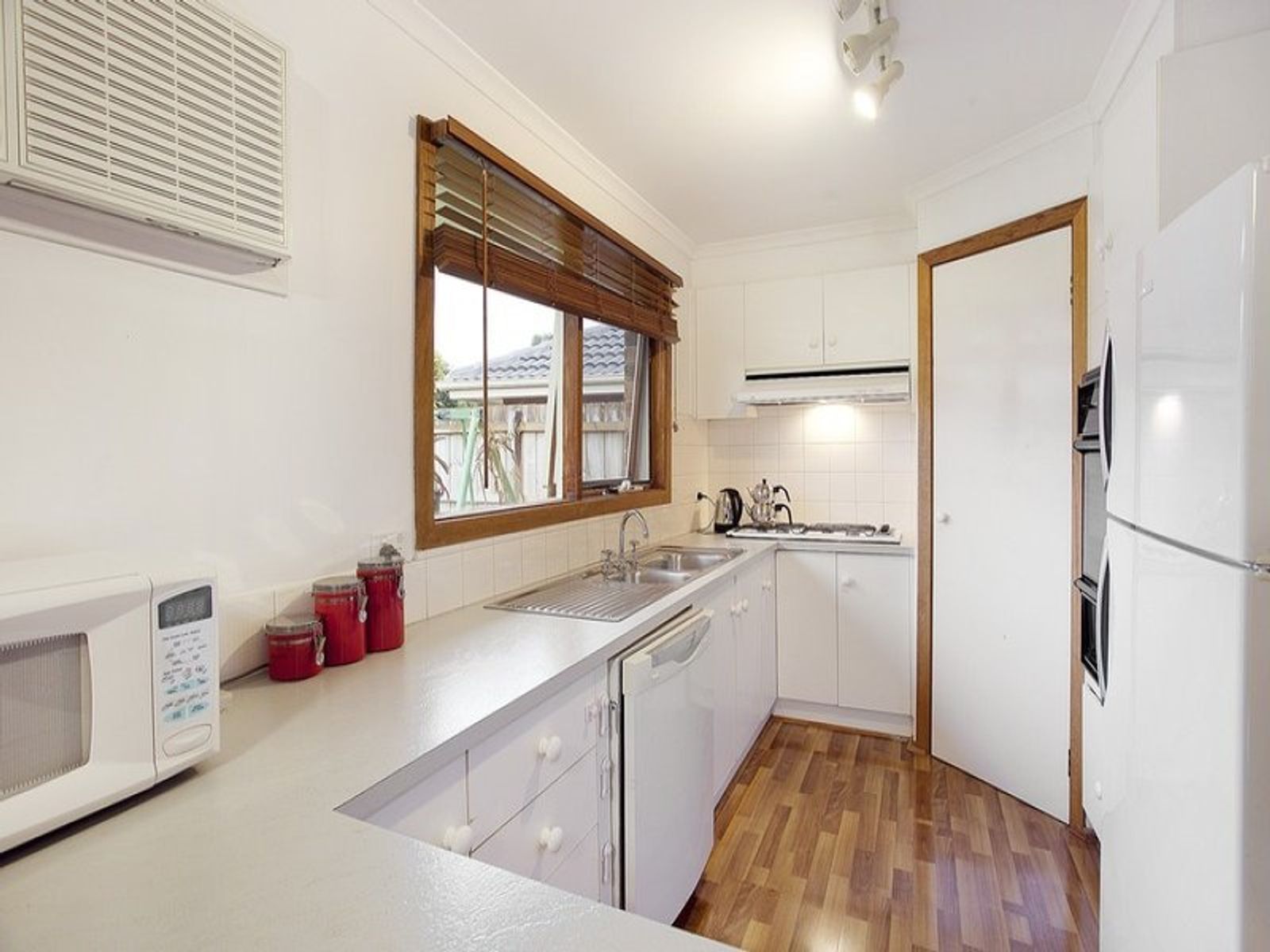 10 Trawalla Street, Aspendale Gardens, VIC 3195, Aspendale Gardens - Thumbnail 5