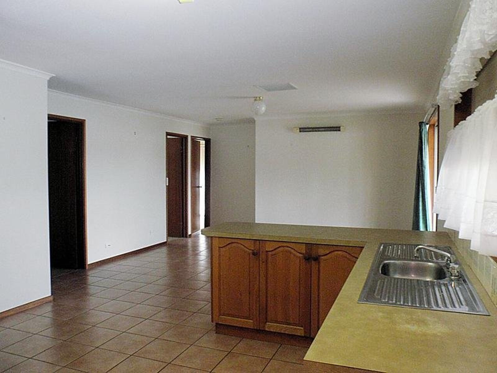 12 Noyce Court, Mildura - Thumbnail 3