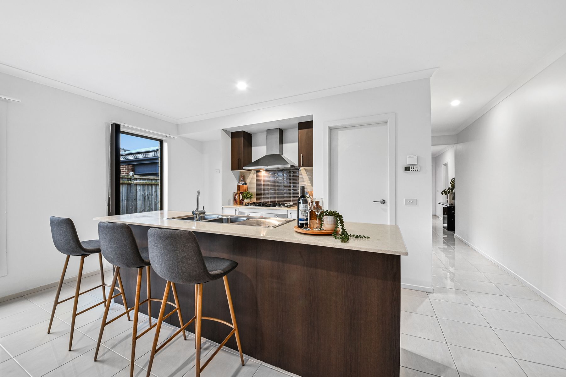 53 Mickleham Drive, Cranbourne North, VIC 3977, Cranbourne North - Thumbnail 5